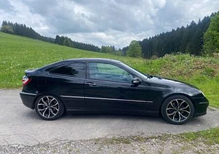 Mercedes-Benz 320