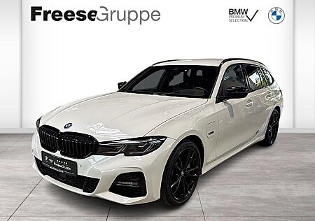 BMW 330e Touring (a Head-Up DAB AHK Klimaaut. PDC
