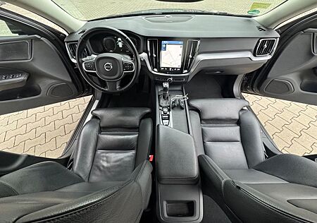 Volvo V60 Kombi Leder Sitzheiz Kamera Radar AHK D4 140
