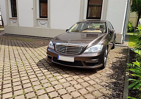 Mercedes-Benz S 63 AMG
