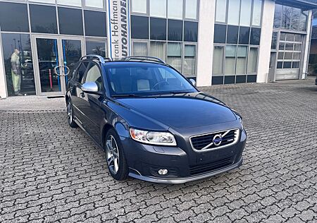 Volvo V50 KOMBI D3 R-DESIGN PRO EDITION ++1.HAND++