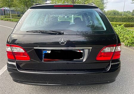 Mercedes-Benz 240