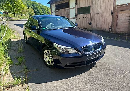 BMW 520i Lim. E60 / Leder / Navi / SHZ / Scheckheft