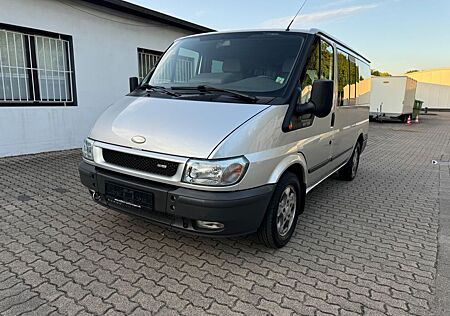 Ford Transit Euroline / Nugget mit Wohnmobilzulassung