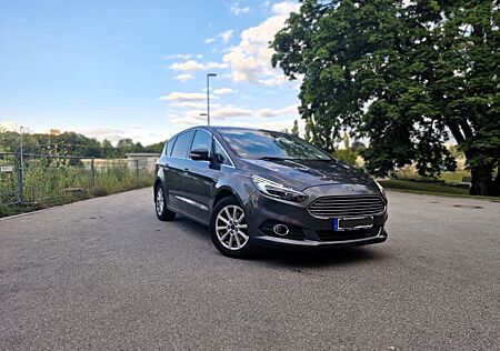 Ford S-Max 2,0 TDCi TÜV 12/26, Aut., Kamera, Nav, AHK