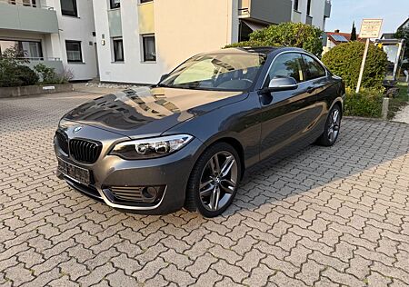 BMW 220i Coupé Modern Line