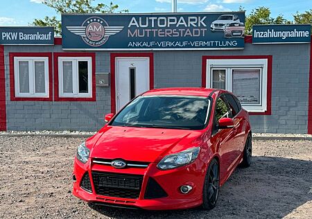 Ford Focus Lim. EcoBoost S