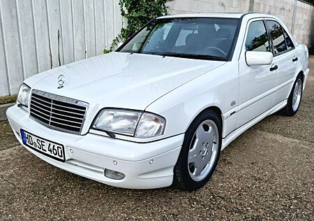 Mercedes-Benz C 43 AMG Sammlerfahrzeug (Jahreswagenzustand)