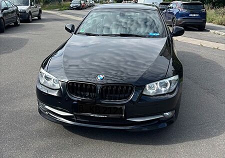 BMW 320i Cabrio - Automatik Facelift