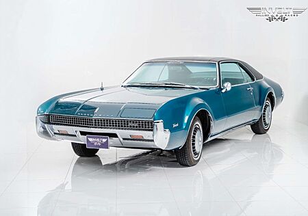 Oldsmobile Toronado
