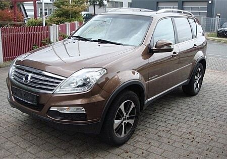 SsangYong Rexton 2.2 Diesel * 1.Hand - 7 Sitze - Allrad *