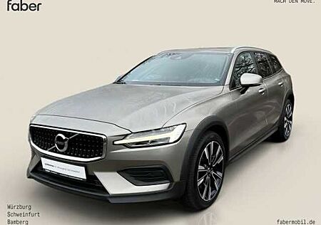 Volvo V60 CC V60 Cross Country T5 AWD Pro