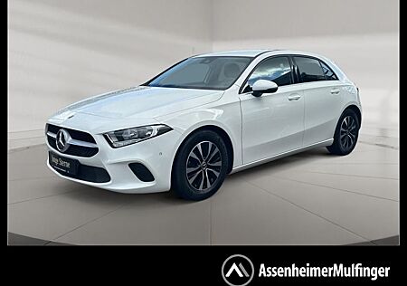 Mercedes-Benz A 180 Kompaktlimousine +MBUX+Style+Navi+PDC+AUT