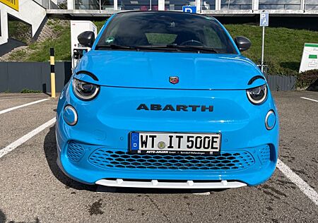 Abarth 500 e Cabrio Scorpionissima