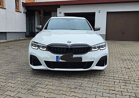 BMW 340 M340i xDrive Auto -