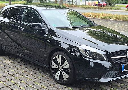 Mercedes-Benz A 200 Activity Edition Leder, Kamera