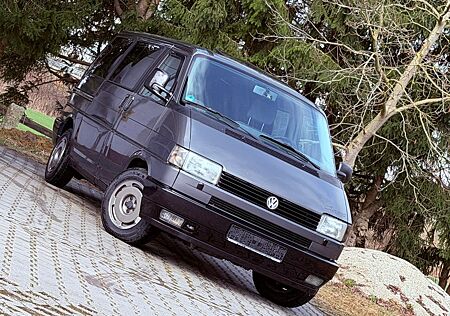VW T4 Multivan Volkswagen *NEU AUFGEBAUT* TÜV NEU (AHK, KLIMA,