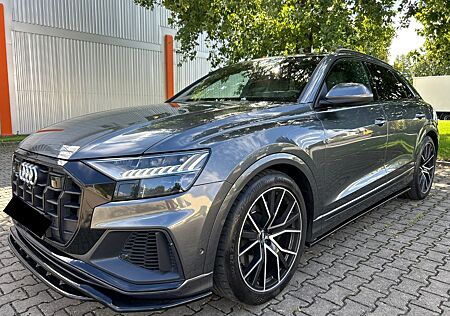 Audi SQ8 TDI quattro tiptronic -