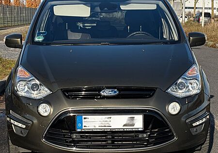 Ford S-Max 2,0 TDCi 120kW DPF Titanium
