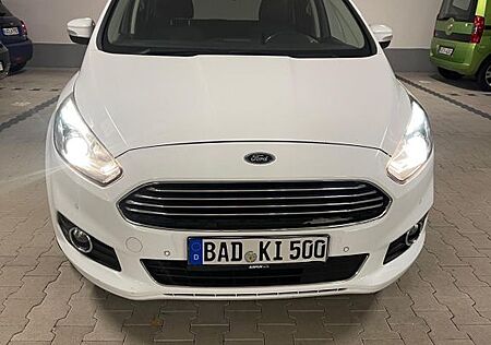 Ford S-Max 2,0 EcoBoost 176kW Titanium Automatik ...