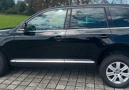 VW Touareg Volkswagen 3.0 V6 TDI 7L Vollausstattung Leder