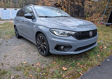 Fiat Tipo 1.4 T-Jet S-DESIGN S-DESIGN, Xenon, Navi