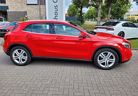 Mercedes-Benz GLA 200 GLA -Klasse
