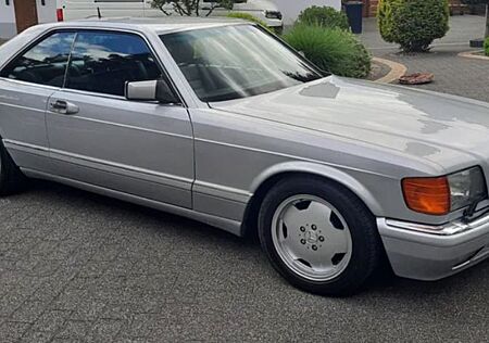 Mercedes-Benz S 560 SEC