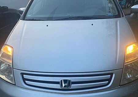 Honda Stream 2.0i ES ES