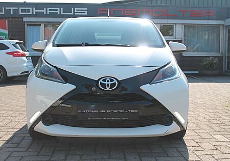 Toyota Aygo (X) -PLAY MFL TEMPOMAT USB KLIMA TFL