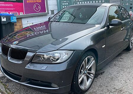 BMW 320d -