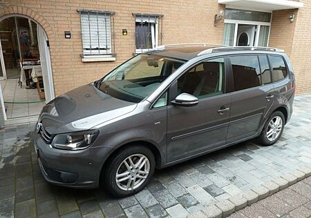 VW Touran Volkswagen 2.0 TDI LIFE * Tüv neu
