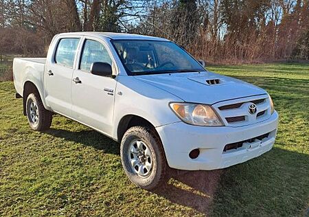 Toyota Hilux 4x4 152200 km 2008