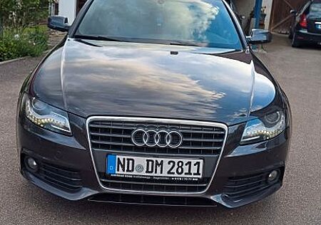 Audi A4 2.7 TDI Avant S line