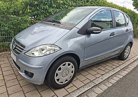 Mercedes-Benz A 150 CLASSIC - Horizontblau metallic