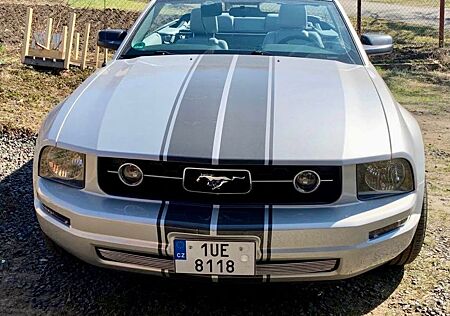 Ford Mustang 4L V6 Cabrio