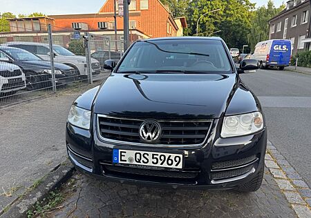 VW Touareg Volkswagen V6