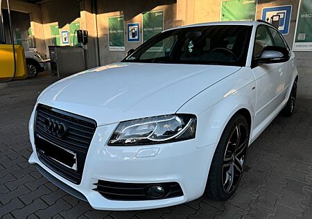 Audi A3 1.8 TFSI Sportback S Line Plus/Sehr gepflegt