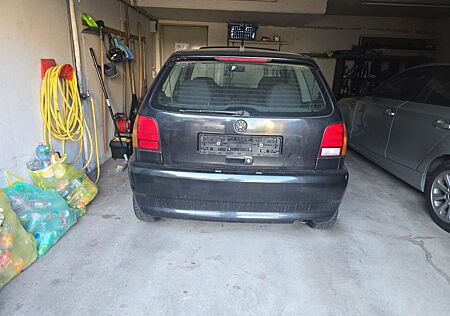 VW Polo Volkswagen 1.4 55kW Basis Basis