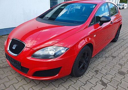 Seat Leon Basis 8 Fach bereift