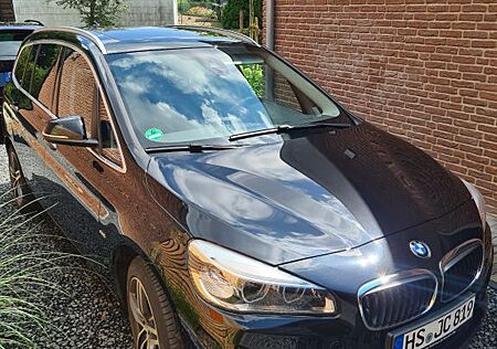 BMW 2er 218 Gran Tourer 218d Sport Line Sport Line