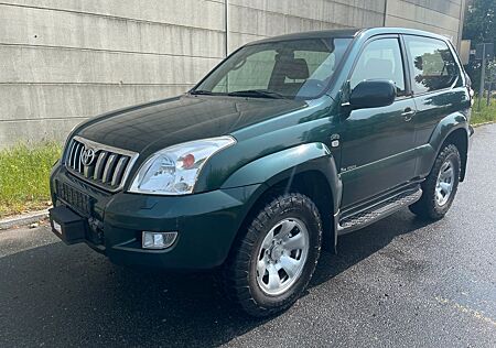 Toyota Land Cruiser 3.0 D-4D C*Klima*Seilwinde*AHK*