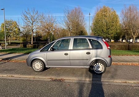 Opel Meriva 1.6 -