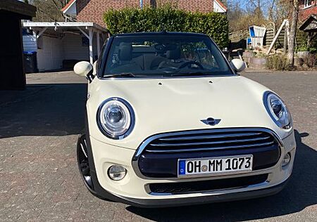 Mini Cooper Cabrio Chilli, Navi, Leder, Keyless