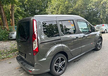 Ford Tourneo Connect Titanium