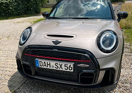 Mini John Cooper Works Hatch Werksgarantie bis 2028