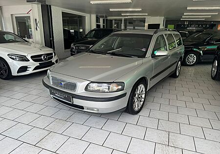 Volvo V70 2.4 D5 Comfort / TÜV NEU / AUTOMATIK