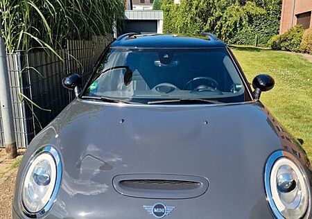 Mini Cooper S Clubman TÜV NEU JCWAUSSTATTUNG NAVI usw