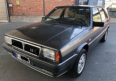 Lancia Delta GT i.e. 1600 LX Typ 831