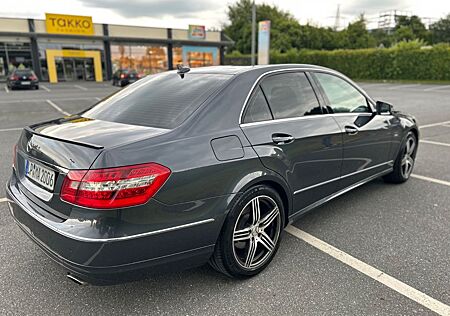 Mercedes-Benz E 350 CDI 4MATIC BlueEFFICIENCY -
